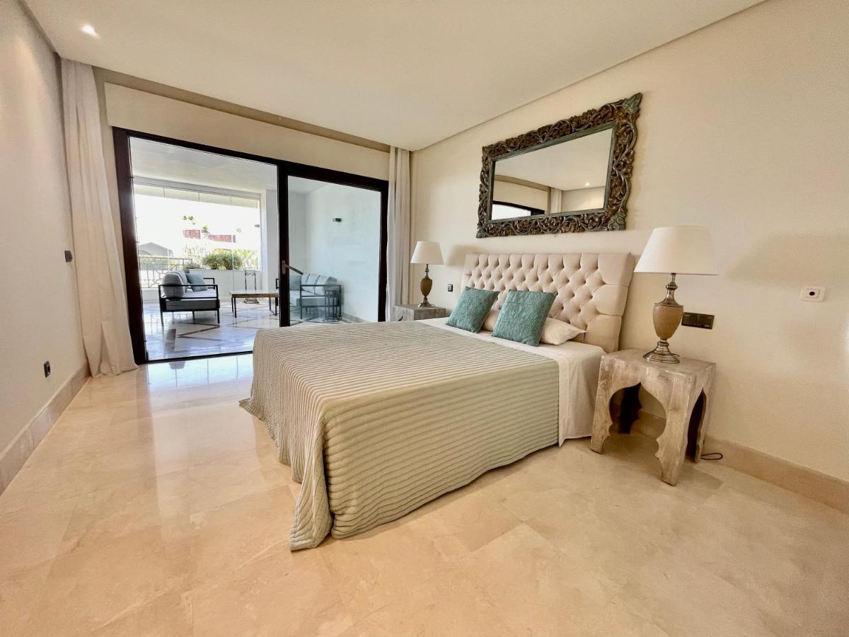 Doncella Beach , Apartamento Con Vistas Al Mar Эстепона Экстерьер фото